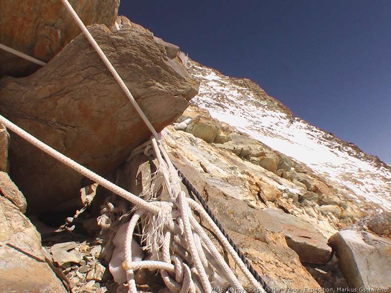 Pic: Fixseilverankerung, Khan Tengri, Westgrat, Gipfeltag